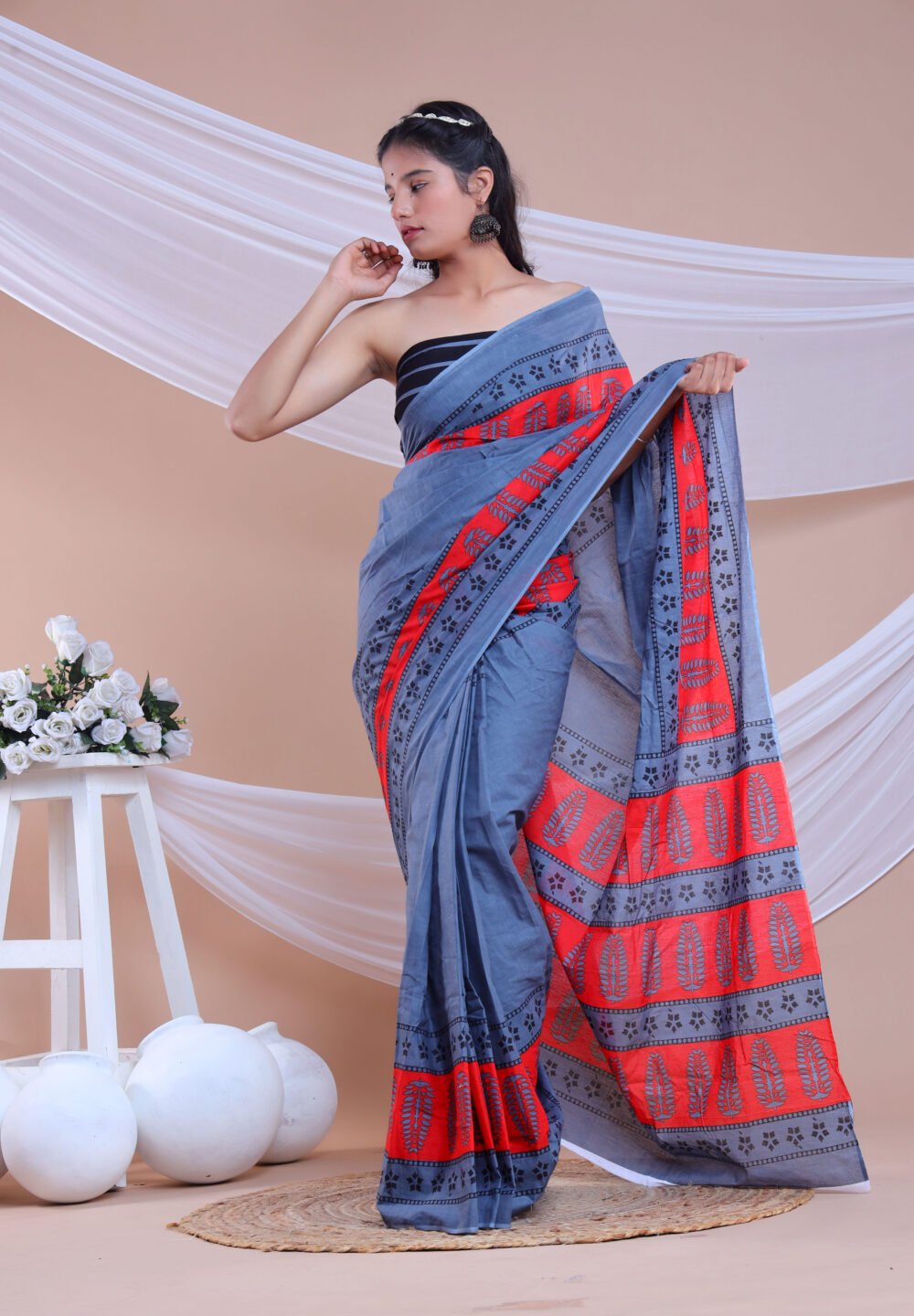 Grey sanganeri -Printed pure cotton Mulmul saree with blouse